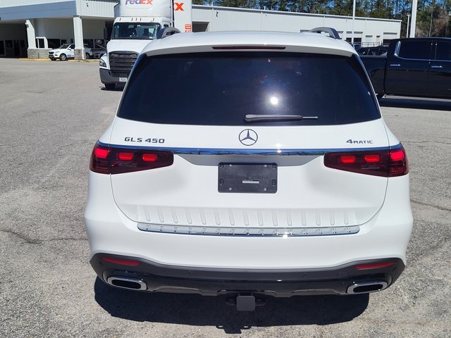 2025 Mercedes Benz GLS 450 4MATIC photo 3