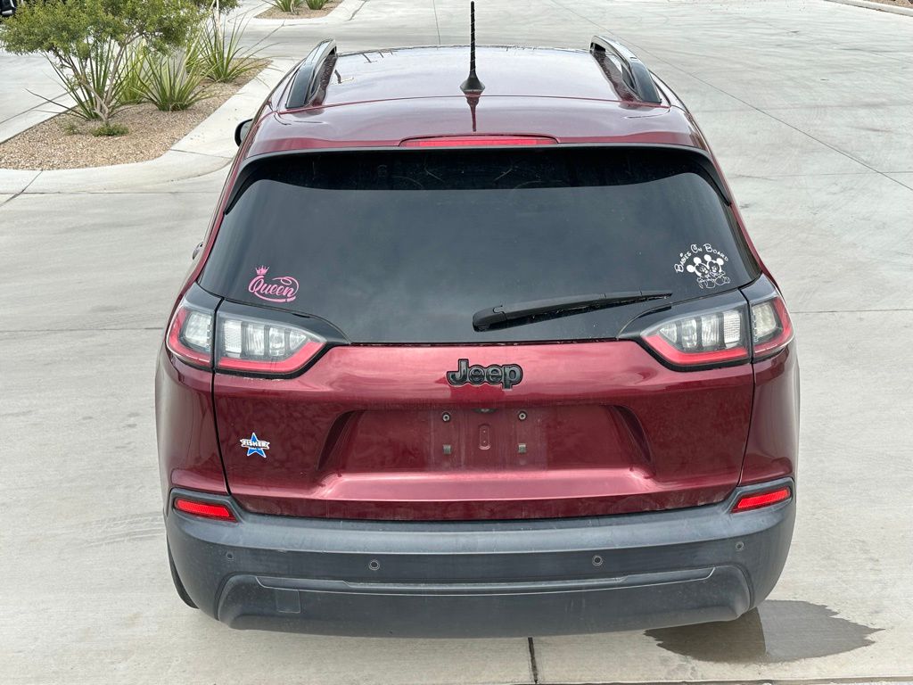 2020 Jeep Cherokee Altitude photo 2