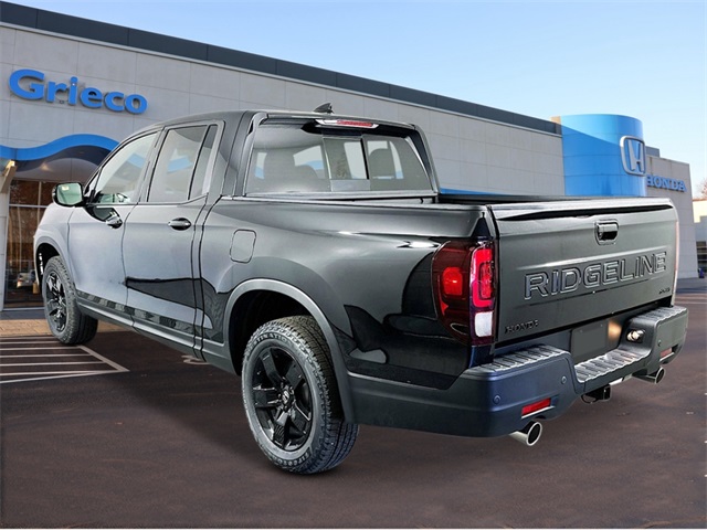 2026 Honda Ridgeline Black Edition photo 2