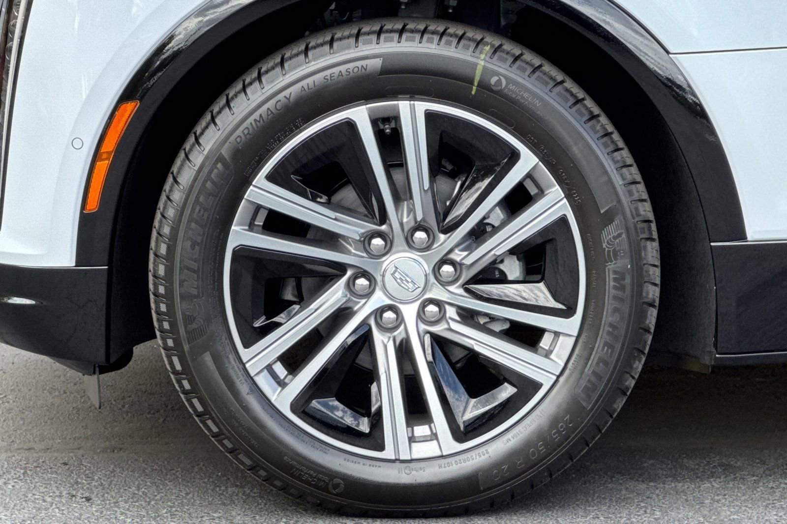 2026 Cadillac Lyriq Luxury photo 22