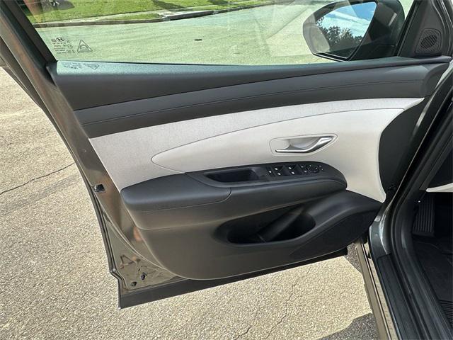2025 Hyundai Tucson Hybrid SEL Convenience photo 10