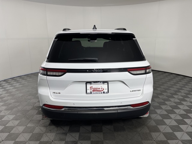 2023 Jeep Grand Cherokee Limited photo 4