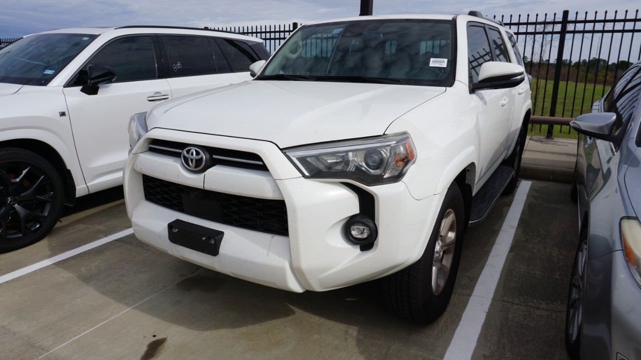 2022 Toyota 4Runner SR5 Premium's photo