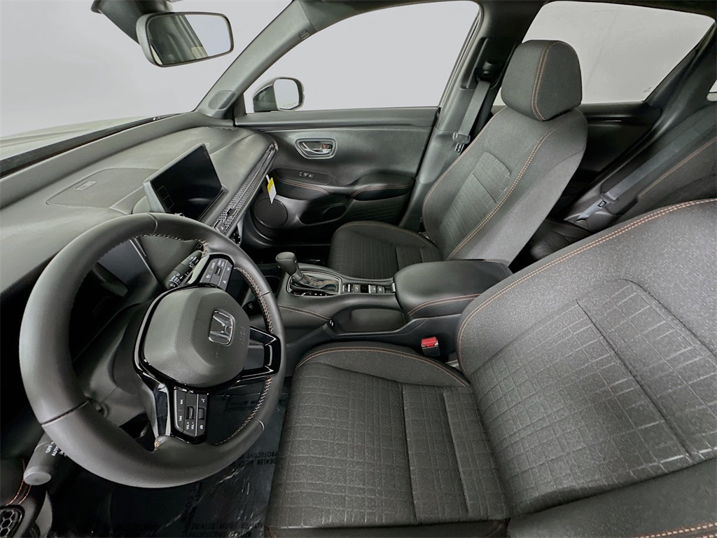 2026 Honda HR-V Sport photo 4