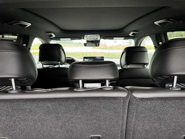 2025 Genesis GV70 2.5T Sport Prestige photo 13