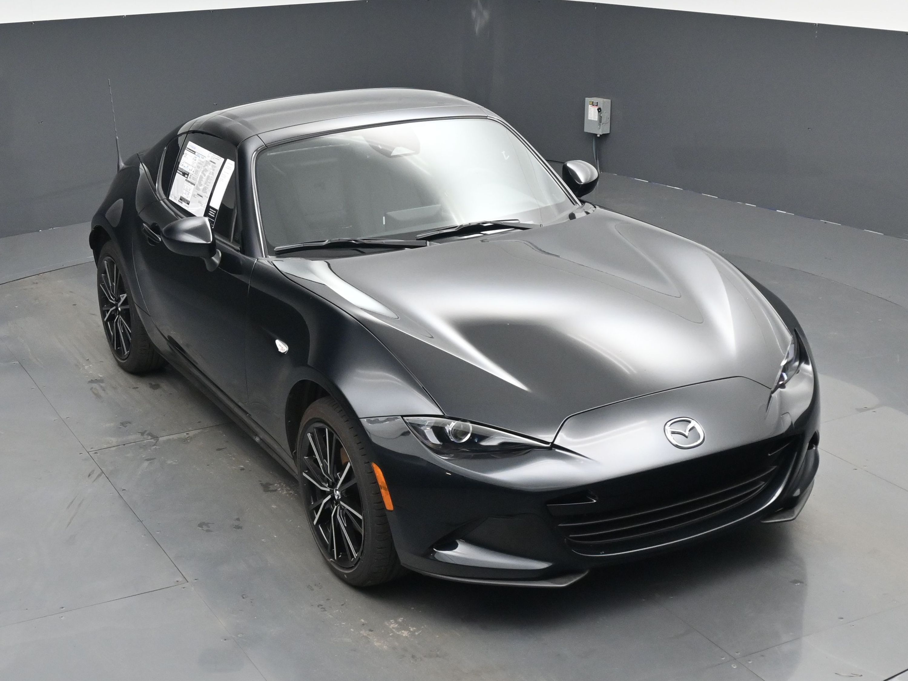 2025 Mazda MX-5 Miata Miata RF Grand Touring photo 10