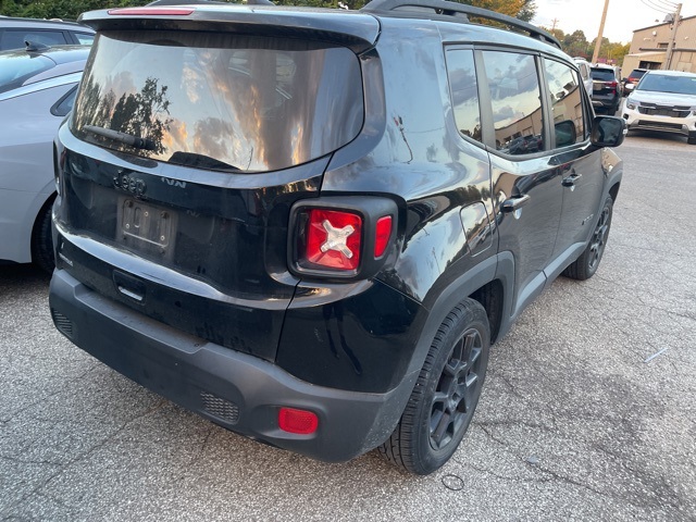 2020 Jeep Renegade Altitude photo 4