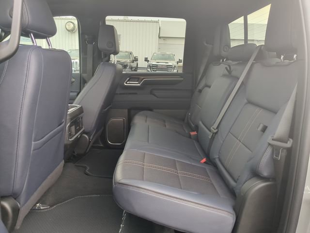 2025 Chevrolet Silverado 3500HD High Country photo 25