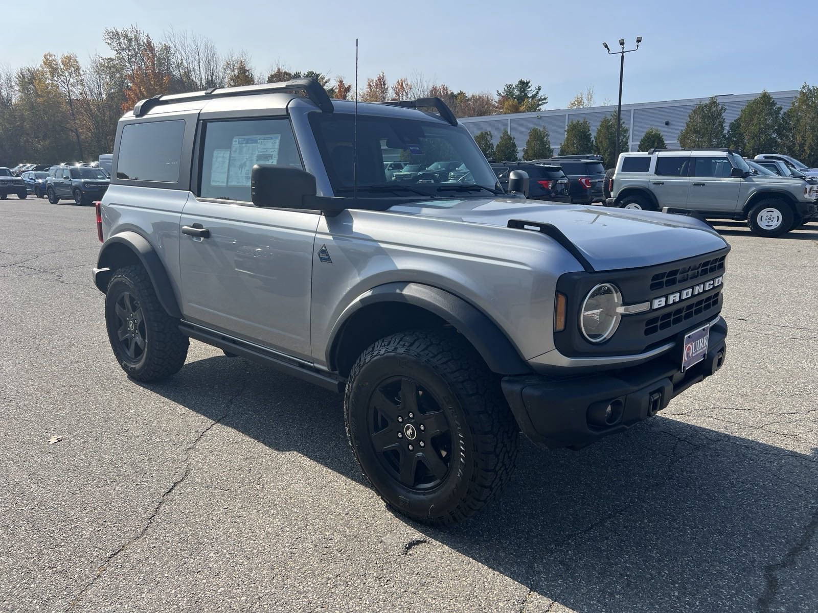 2024 Ford Bronco Black Diamond photo 3