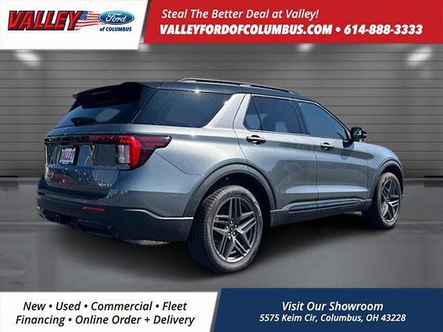 2025 Ford Explorer ST-Line photo 4