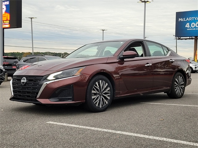 2023 Nissan Altima 2.5 SV photo 4