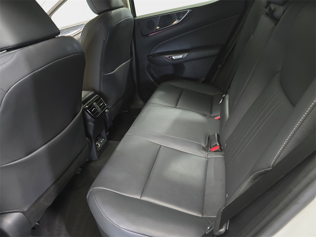 2022 Lexus NX 350h Premium photo 14