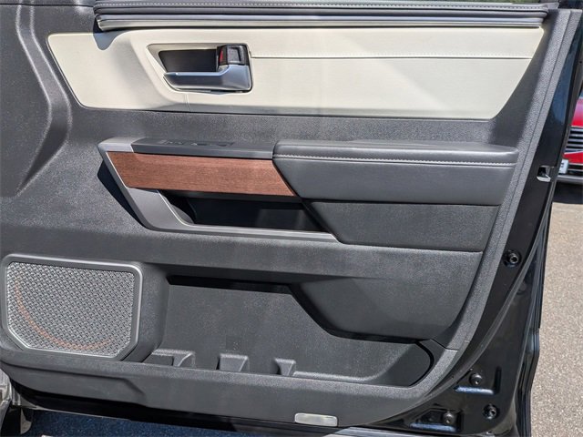 2025 Toyota Sequoia SR5 photo 33