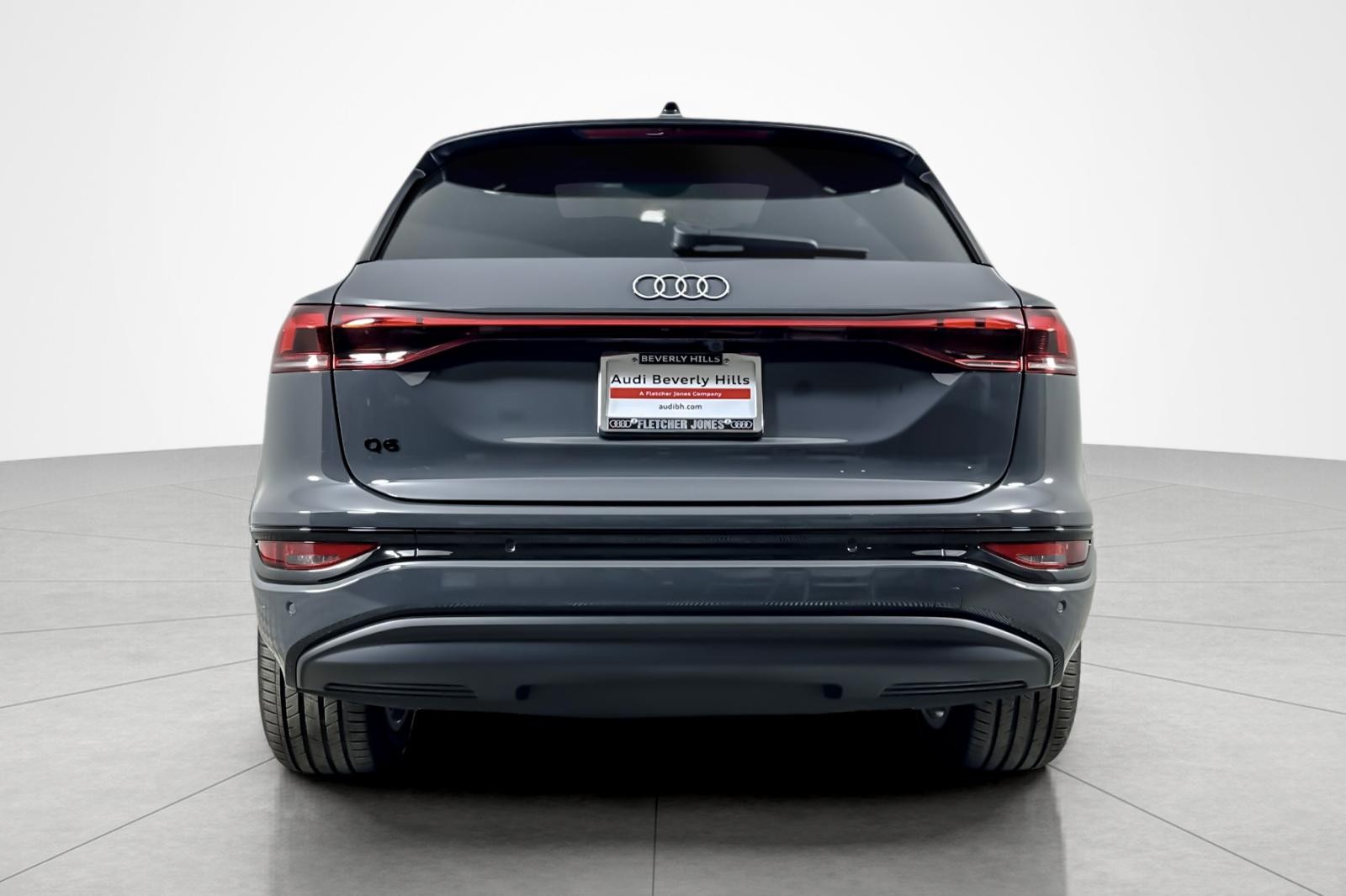 2025 Audi Q6 E-tron Premium photo 4