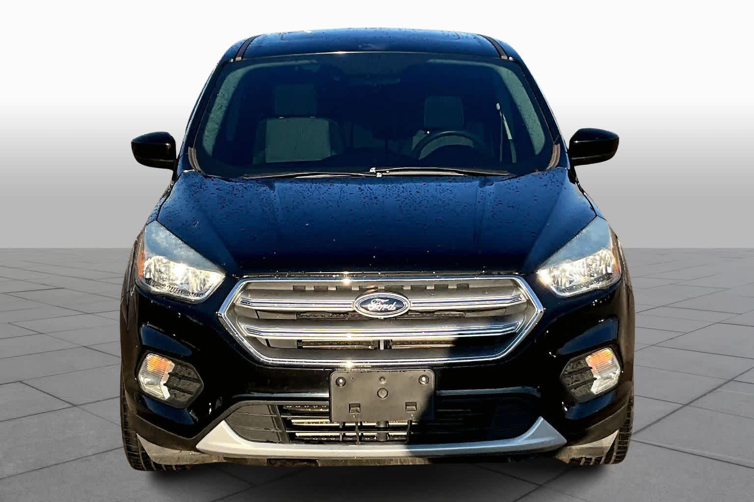 2017 Ford Escape SE photo 3
