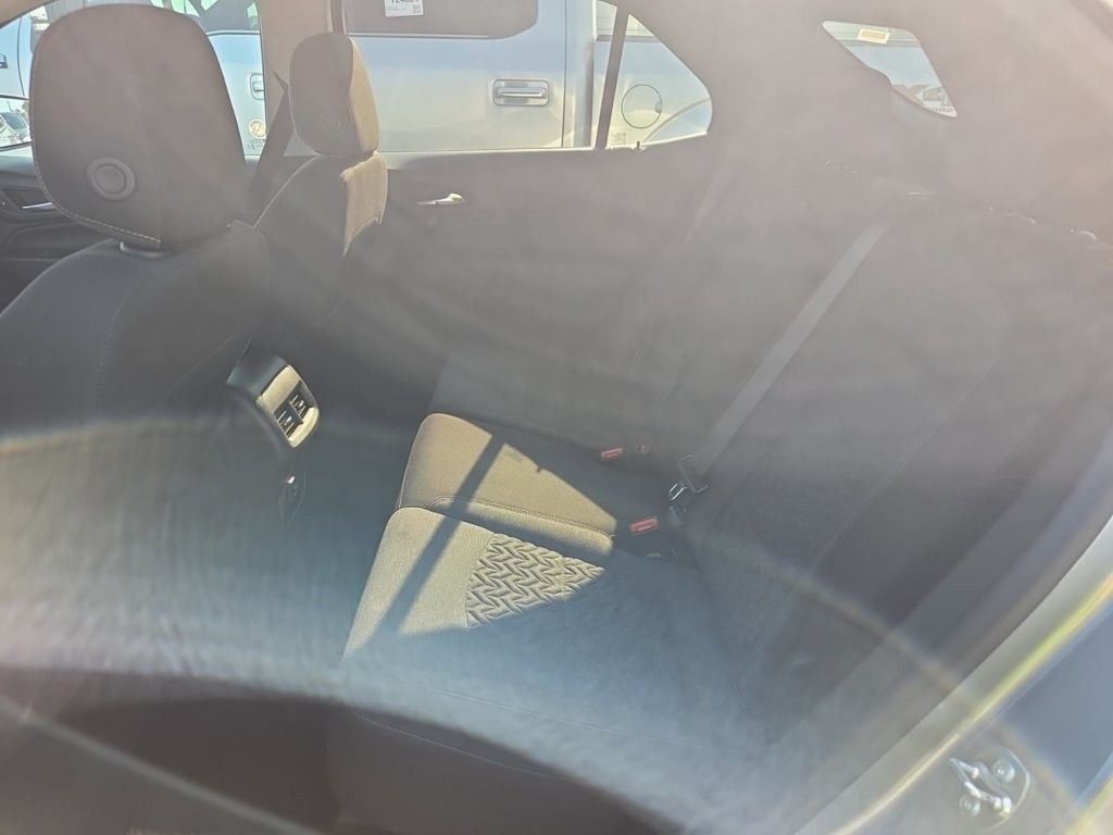 2024 Chevrolet Equinox LT photo 4