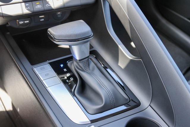 New 2025 White Hyundai SE image 14