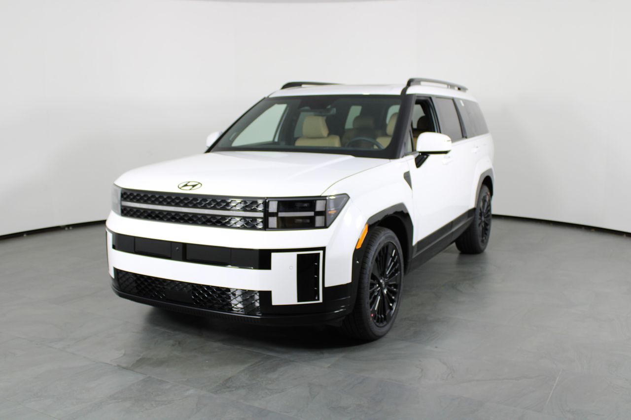 2026 Hyundai Santa Fe Calligraphy's photo