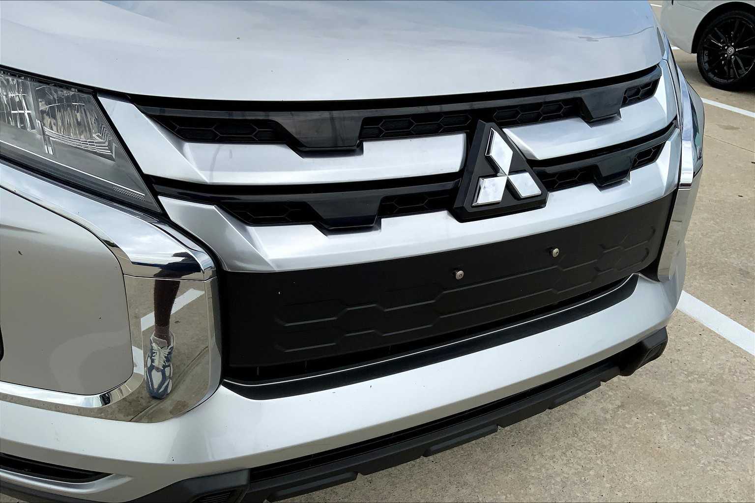 2024 Mitsubishi Outlander Sport SE photo 26