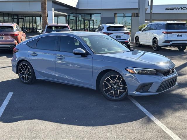 2022 Honda Civic Hatchback Sport Touring photo 6