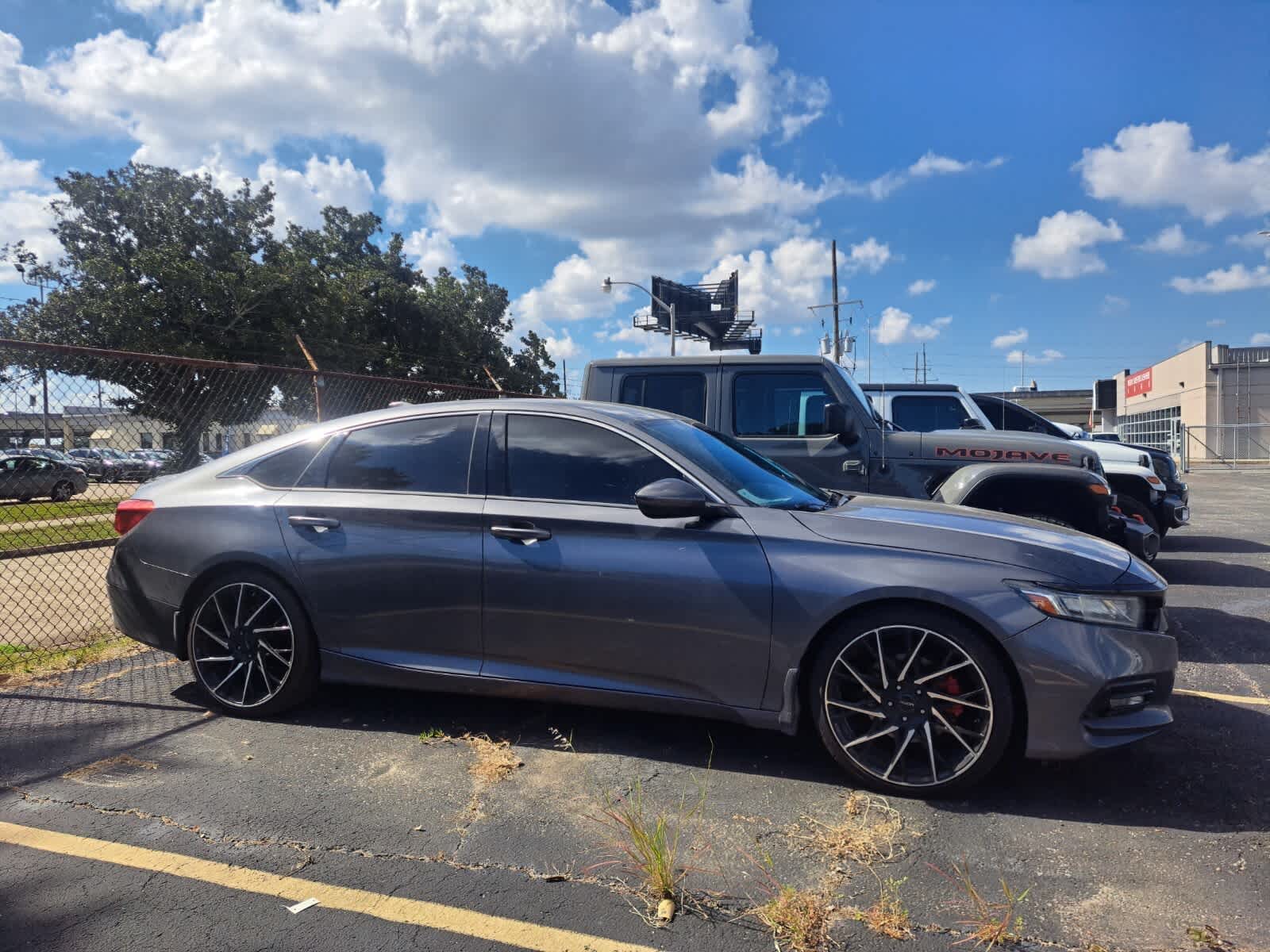 2020 Honda Accord Sport photo 2