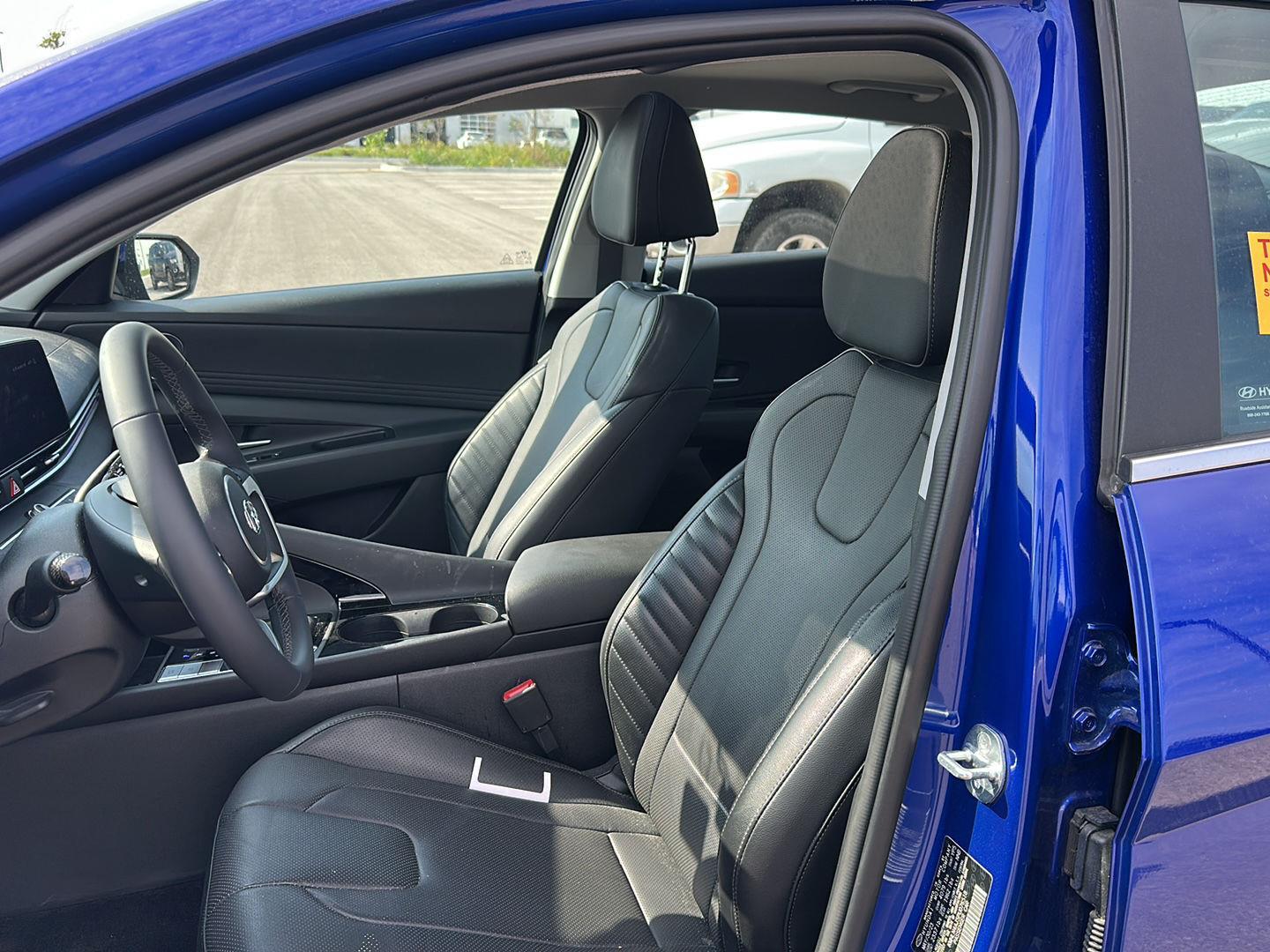 2023 Hyundai Elantra Hybrid Limited photo 8