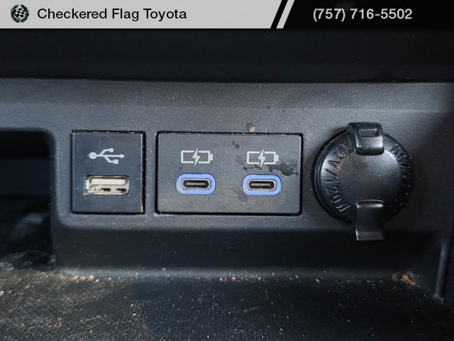 2022 Toyota Highlander XLE photo 17