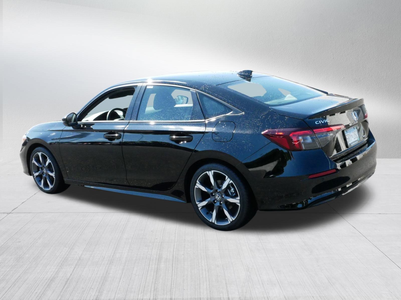 2025 Honda Civic Hybrid Sport Touring photo 5