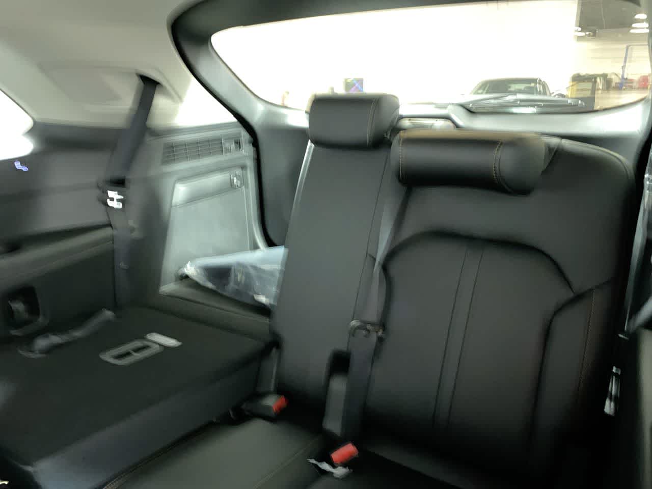 2025 Mazda CX-90 3.3 Turbo Preferred photo 32
