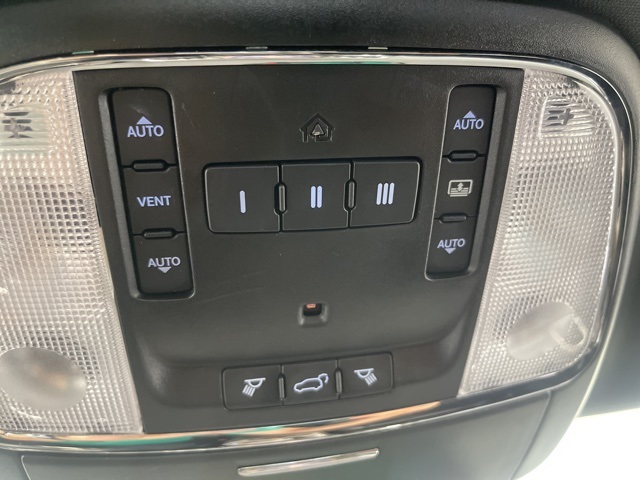2015 Jeep Grand Cherokee Limited photo 23