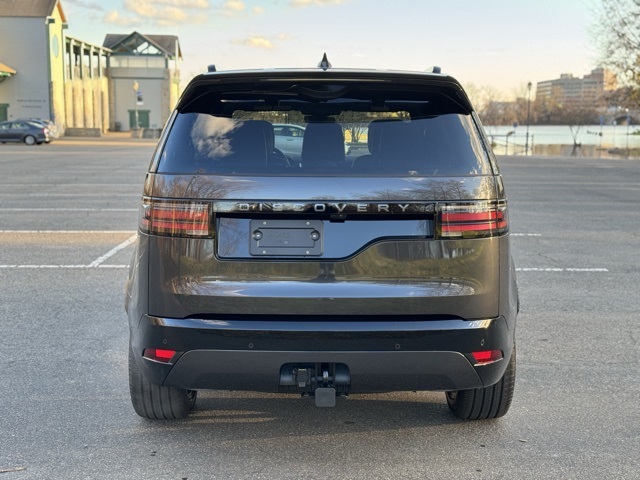 2024 Land Rover Discovery SE photo 4
