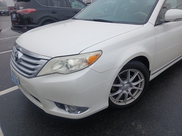 2011 Toyota Avalon Avalon's photo