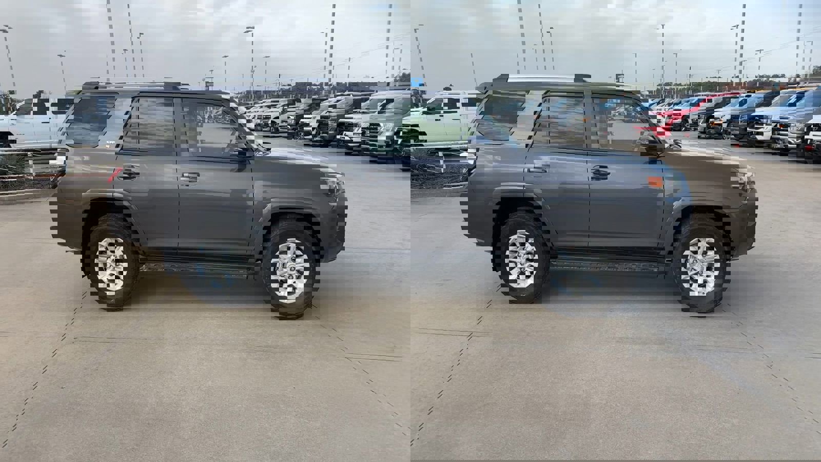 2020 Toyota 4Runner SR5 Premium 2WD photo 9