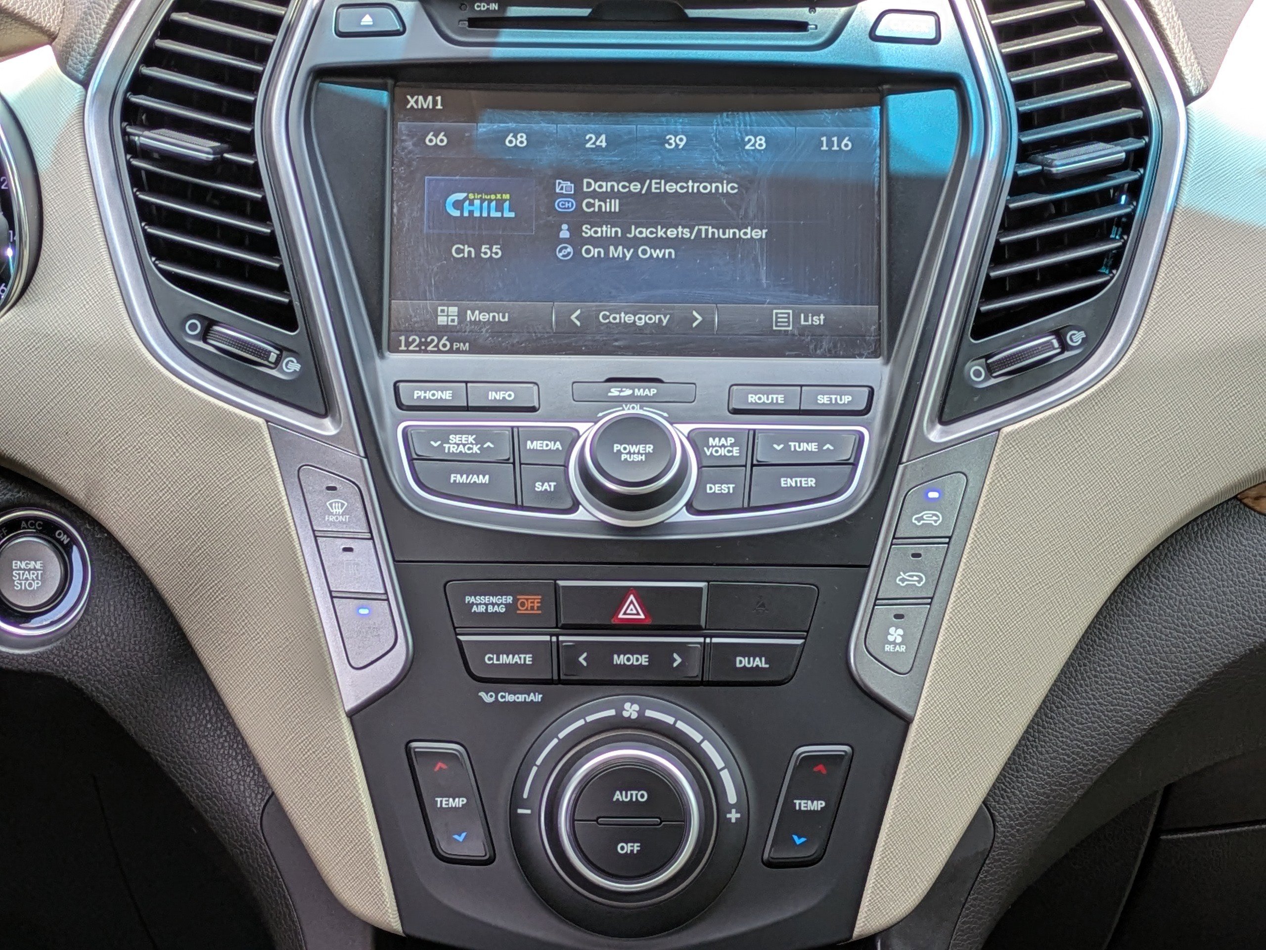 2015 Hyundai Santa Fe Limited photo 13