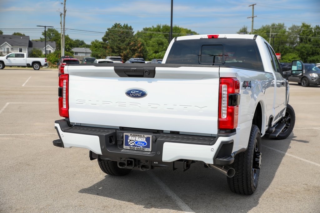 2025 Ford F-350 XL photo 11