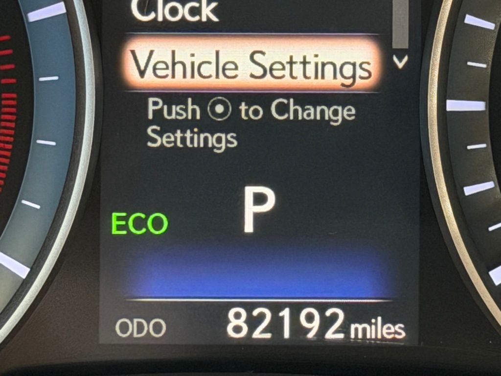 2017 Lexus ES 350 Premium photo 2