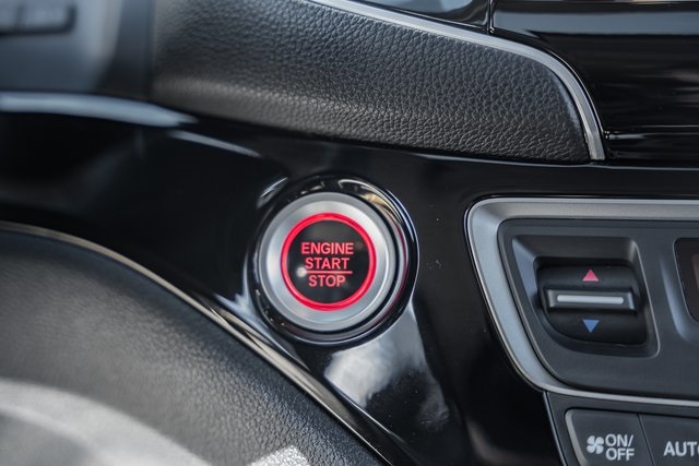 2022 Honda Pilot Touring photo 22