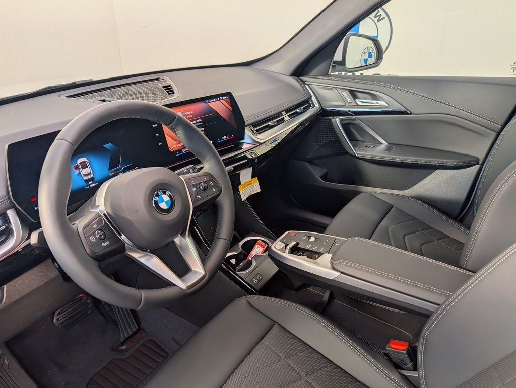2026 Bmw X1 XDrive28i photo 2