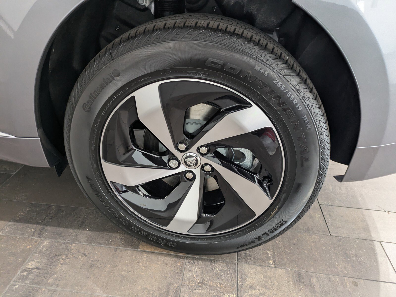 2026 Jaguar F-PACE P250 R-Dynamic S photo 14