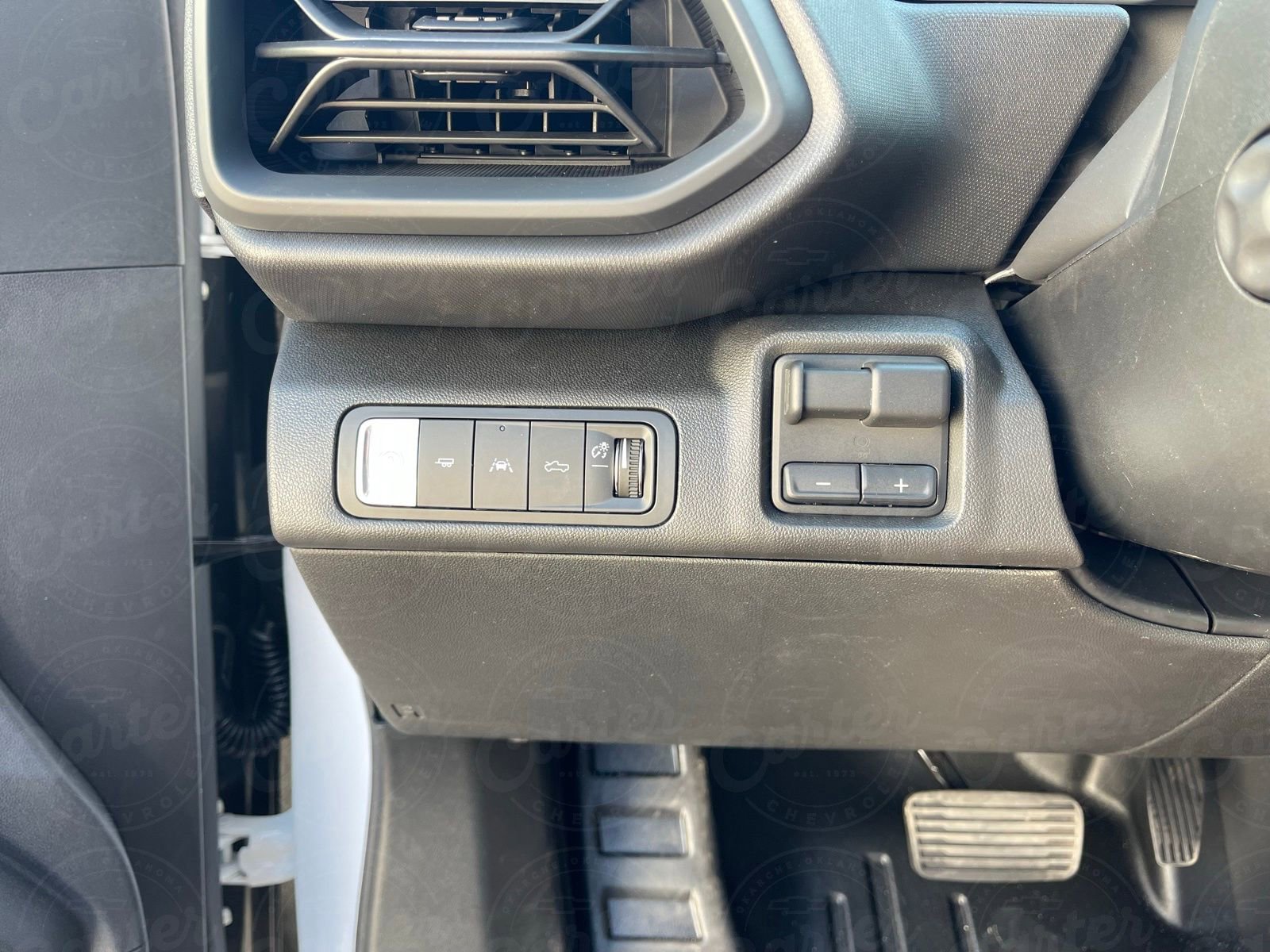 2024 Chevrolet Silverado EV Work Truck photo 26