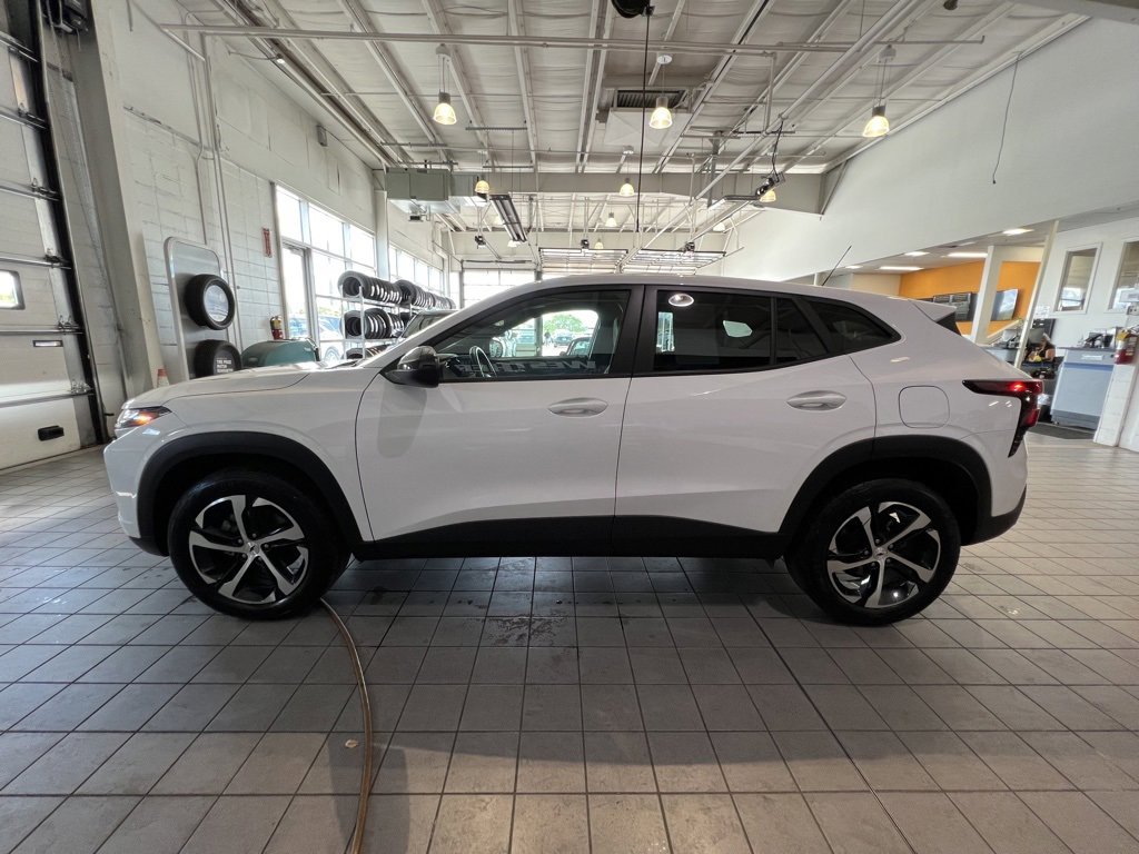 2024 Chevrolet Trax photo 4