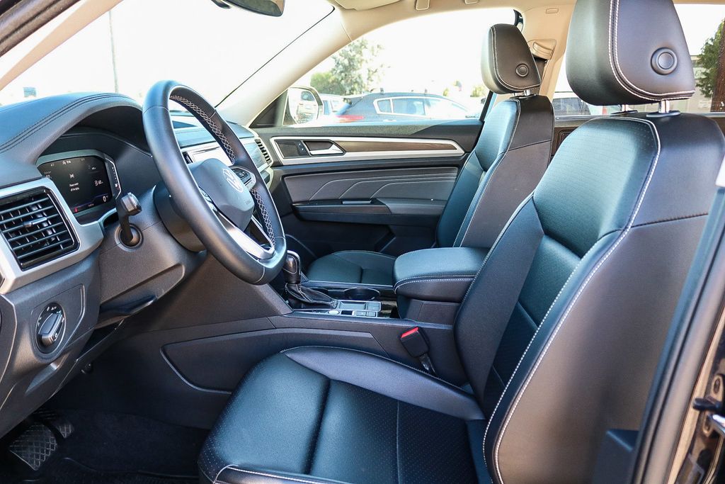 2022 Volkswagen Atlas V6 SE Technology photo 18