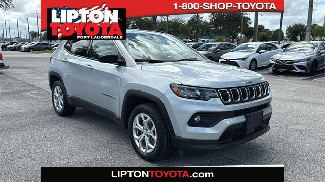 2024 Jeep Compass Latitude's photo