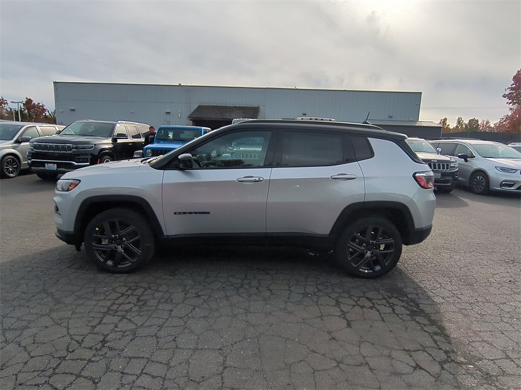 2026 Jeep Compass Limited photo 3