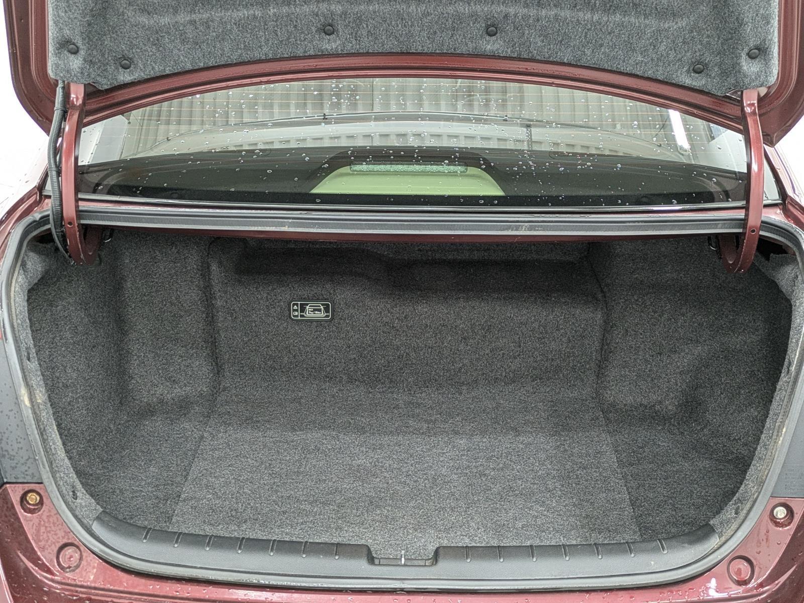 2017 Honda Accord Hybrid photo 11