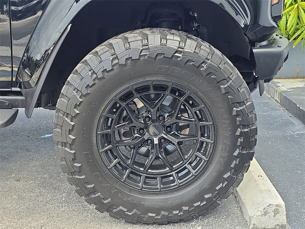 2024 Ford Bronco Raptor photo 9