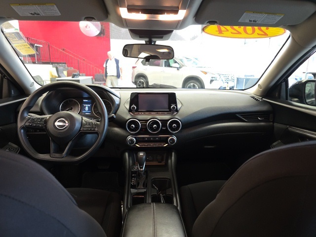 2024 Nissan Sentra S photo 9