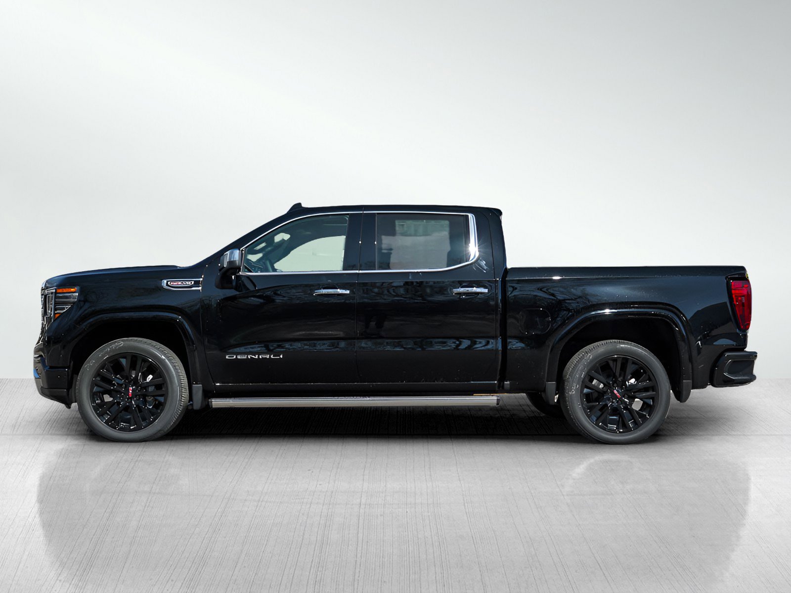 2025 Gmc Sierra 1500 Denali photo 3