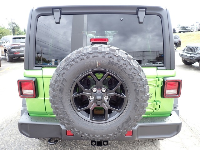 2025 Jeep Wrangler Willys photo 4