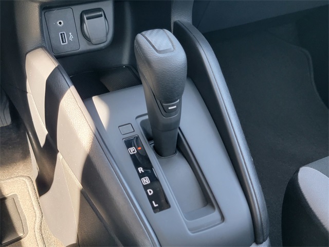 2025 Nissan Versa 1.6 S photo 23